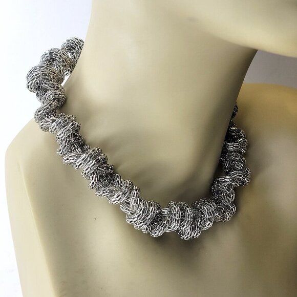 Silver Choker Necklace in a silvertone - Picture 1 of 8